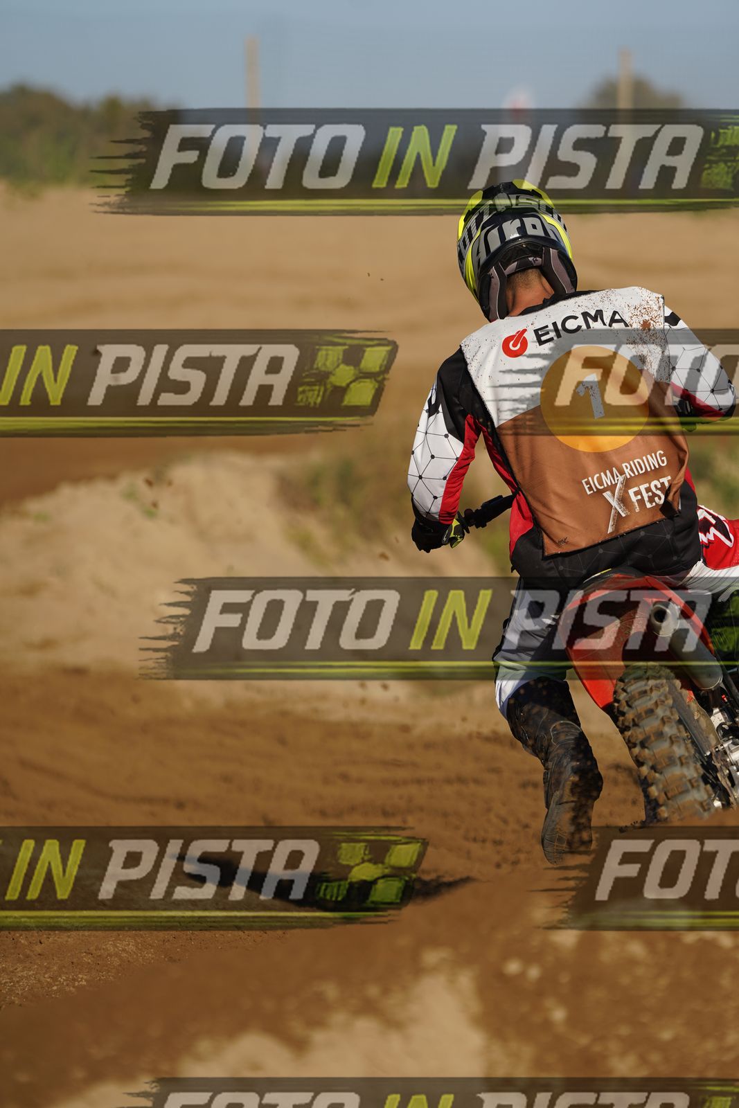 EICMA 19-09 17:00-18:00 · DOS01455