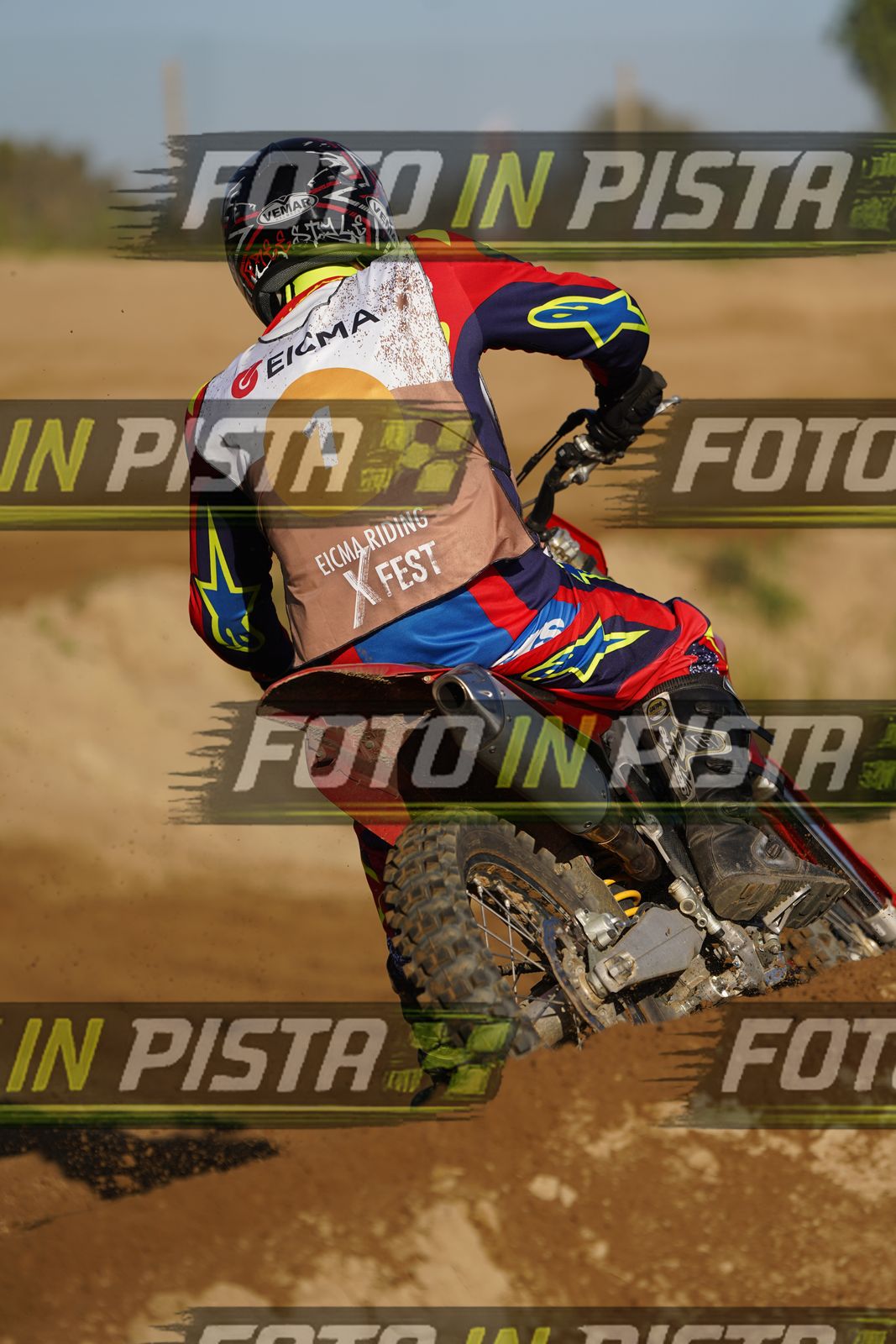 EICMA 19-09 17:00-18:00 · DOS01480