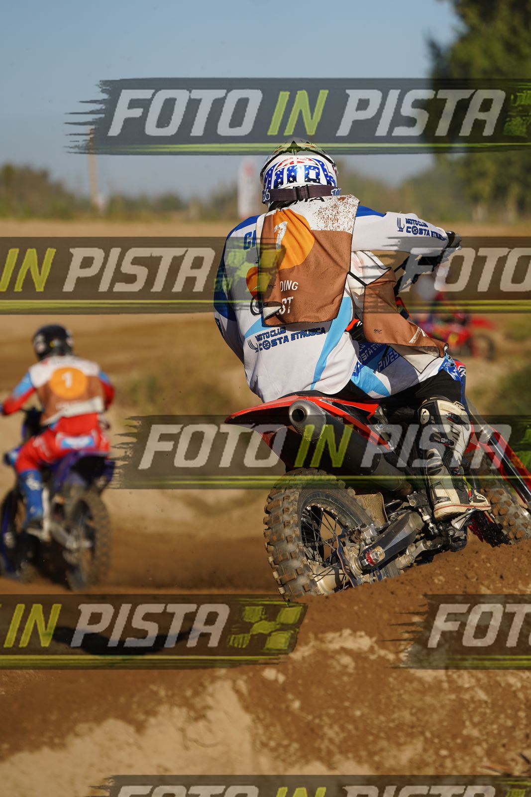 EICMA 19-09 17:00-18:00 · DOS01489