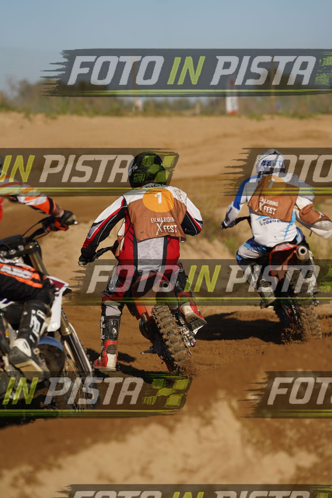 EICMA 19-09 17:00-18:00 · DOS01490