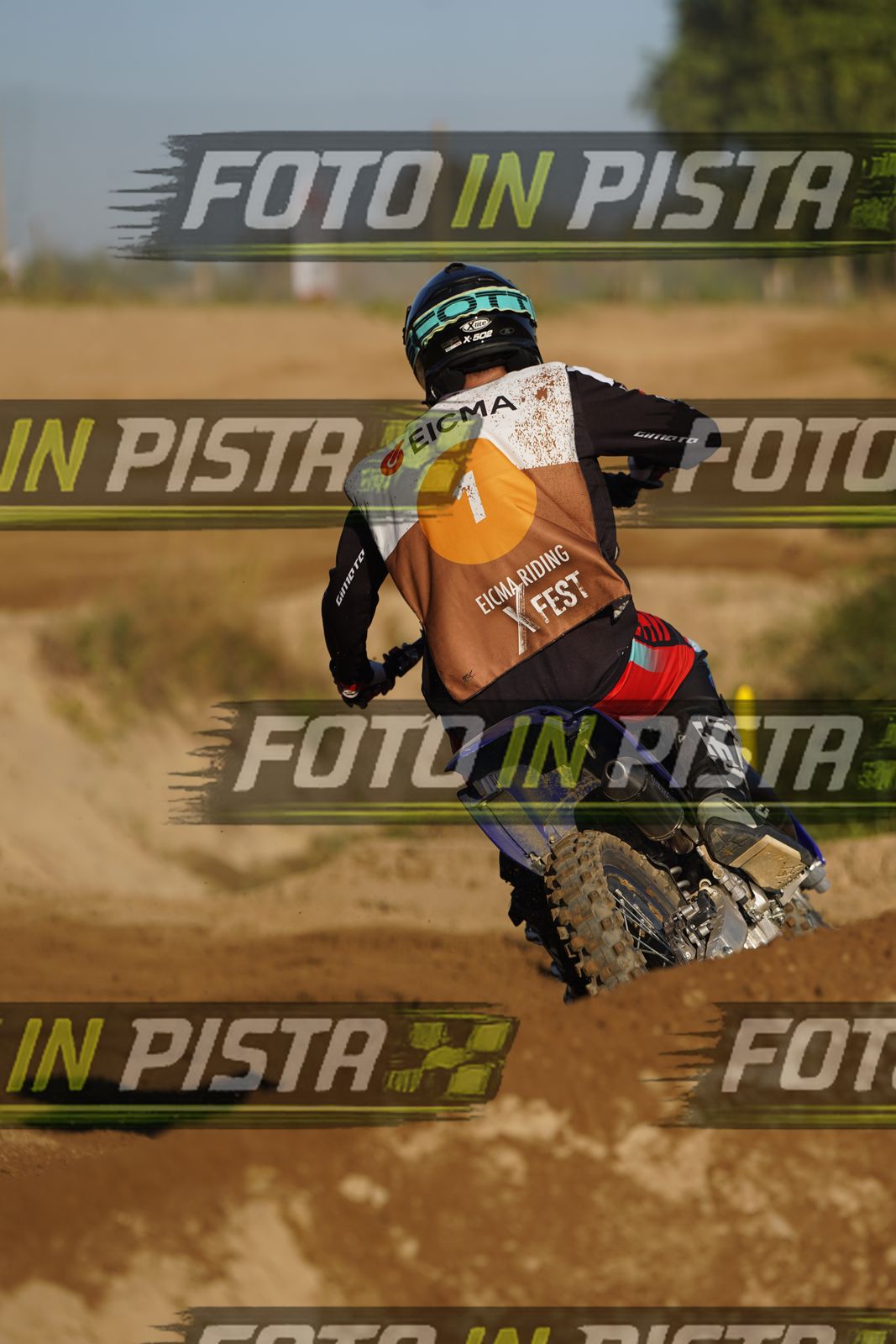 EICMA 19-09 17:00-18:00 · DOS01502