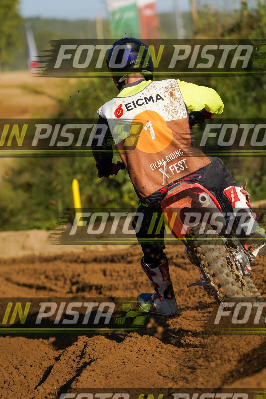 EICMA 19-09 17:00-18:00 · DOS01519