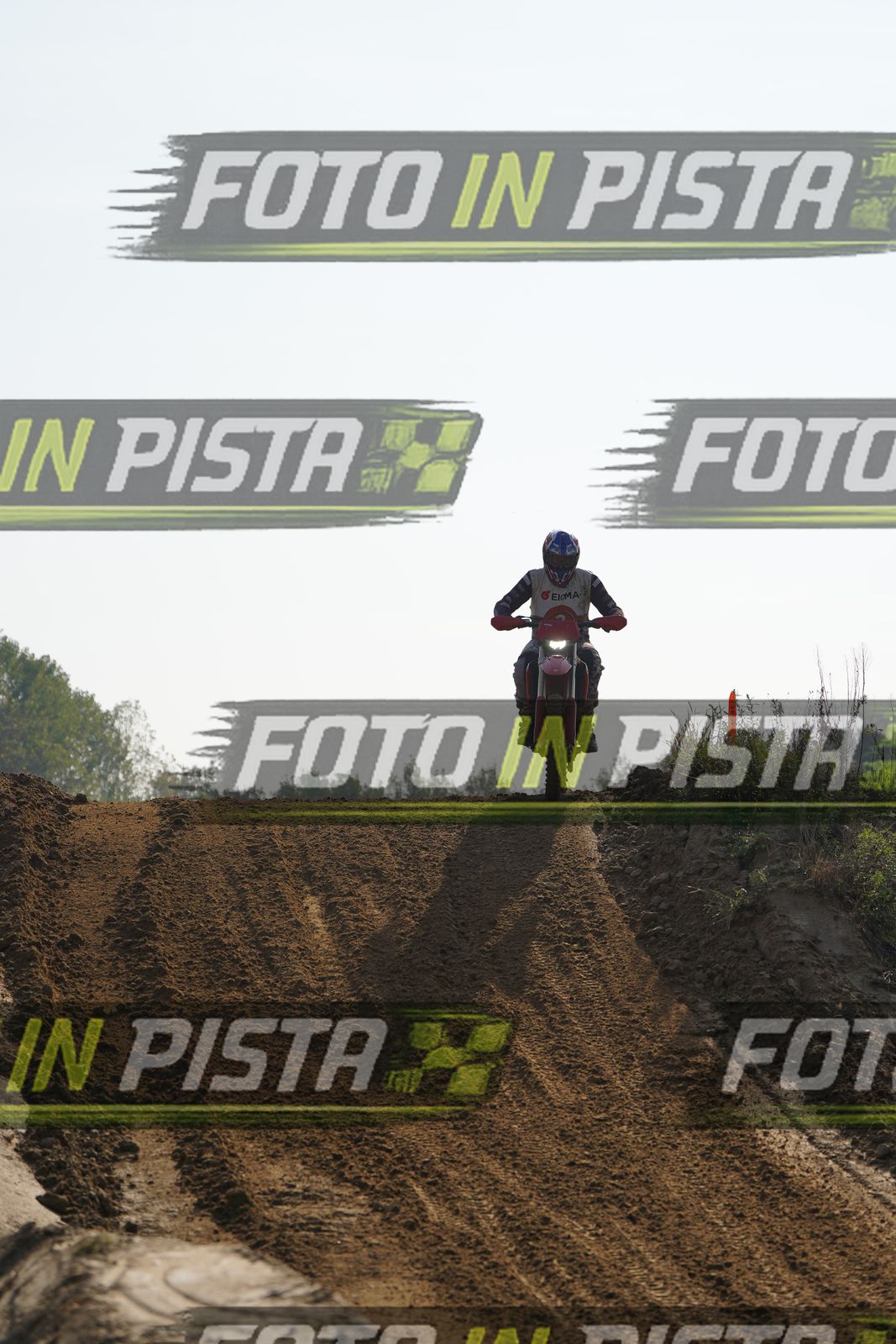 EICMA 20-09 10:00-11:00 · DOS01551