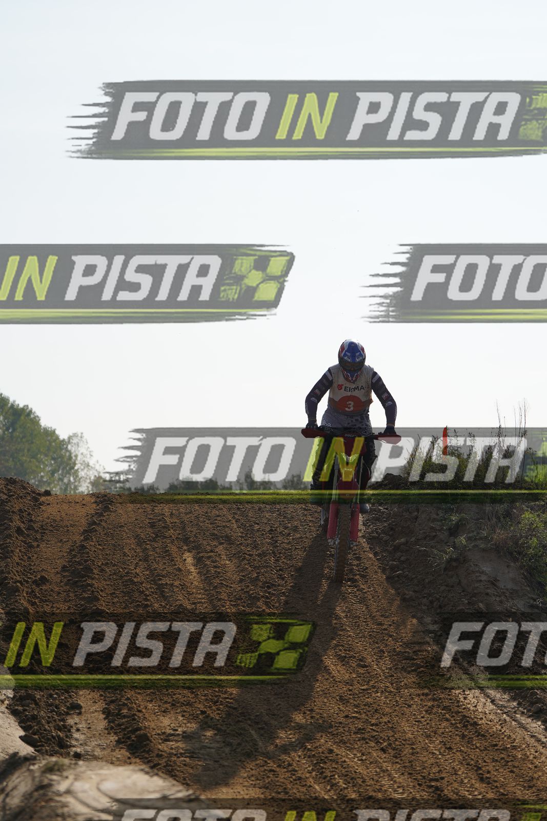 EICMA 20-09 10:00-11:00 · DOS01554