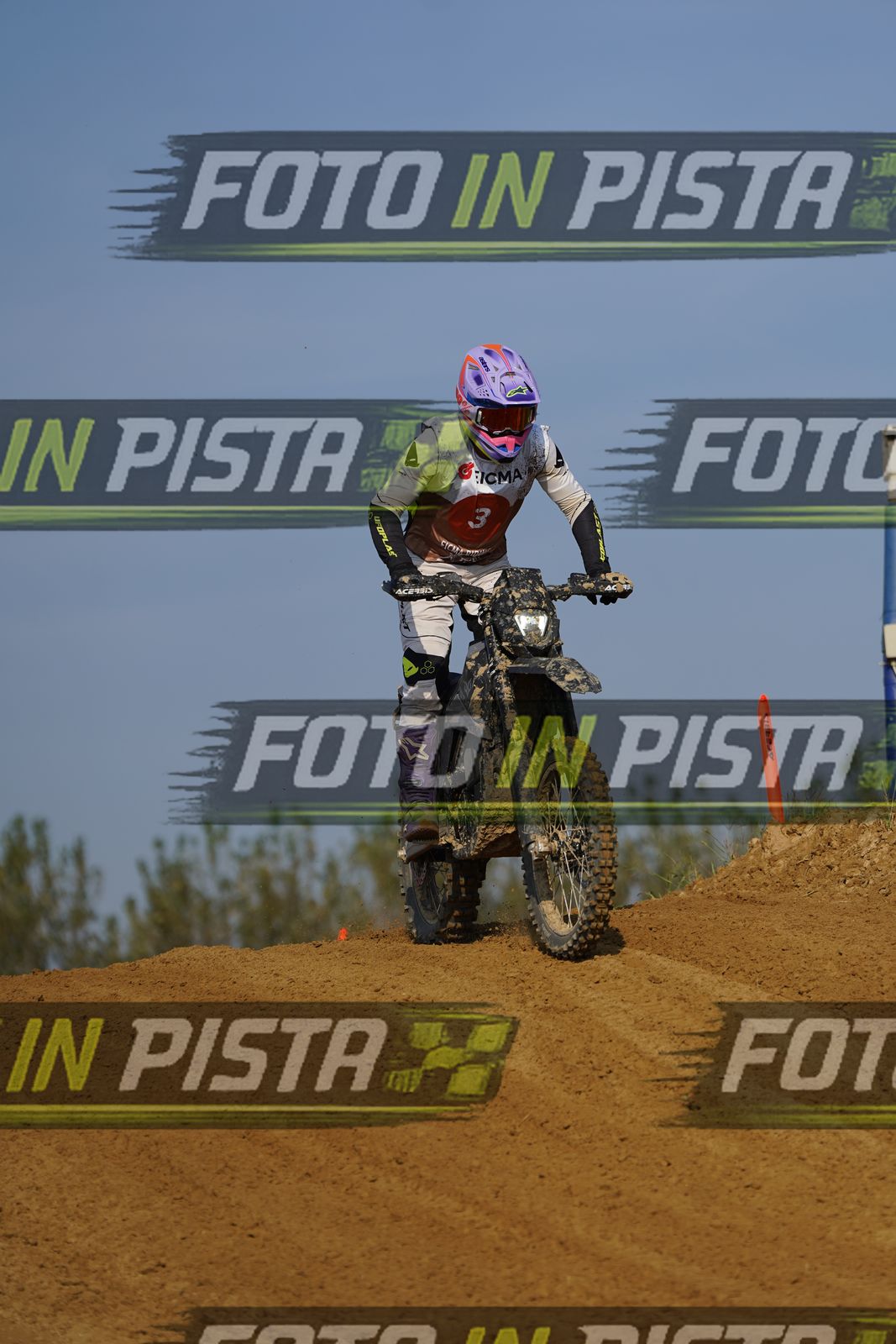 EICMA 20-09 10:00-11:00 · DOS01555