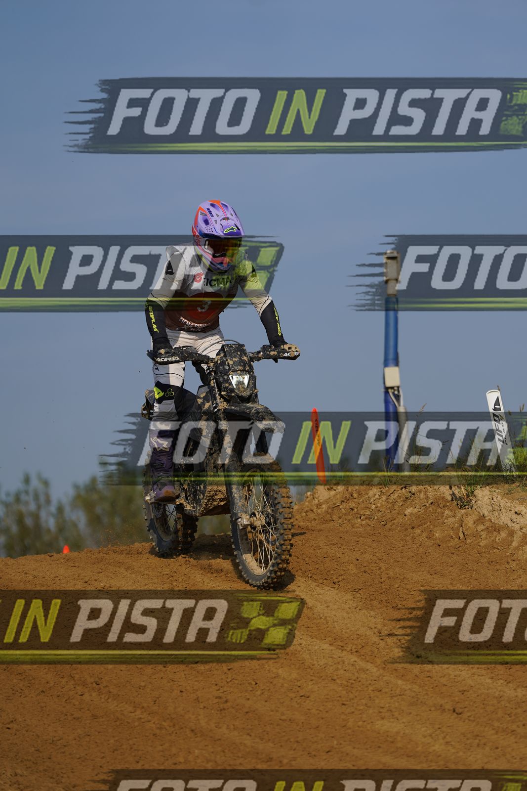 EICMA 20-09 10:00-11:00 · DOS01556