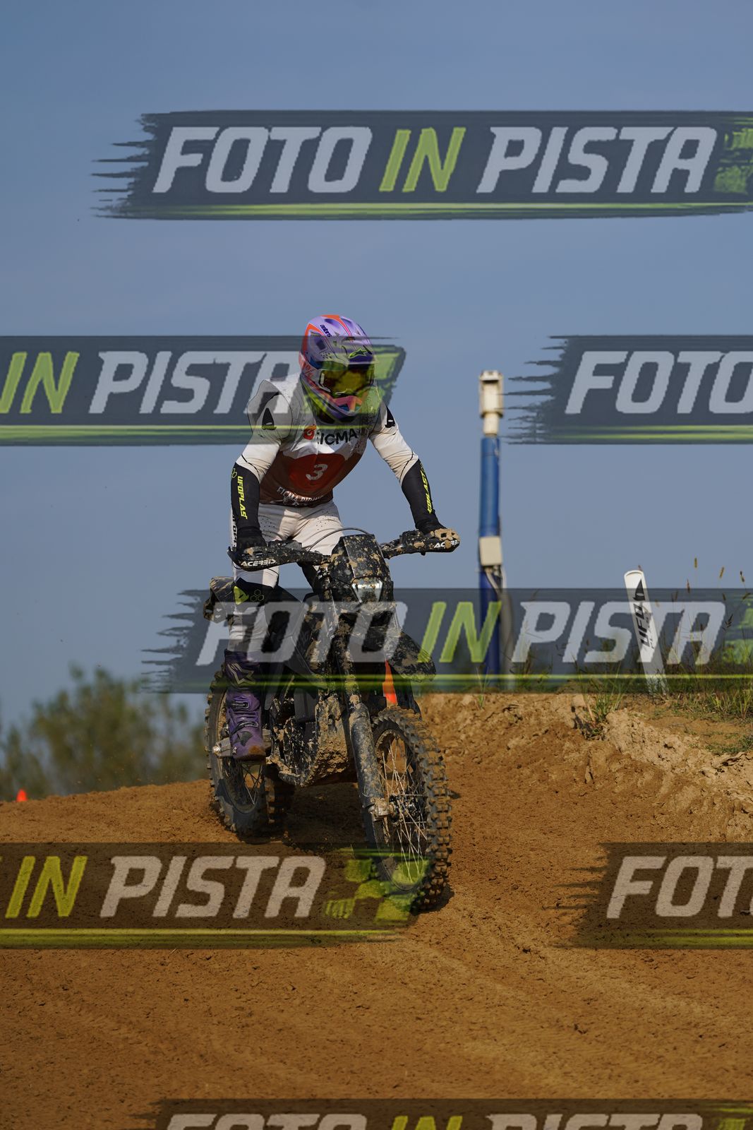 EICMA 20-09 10:00-11:00 · DOS01557