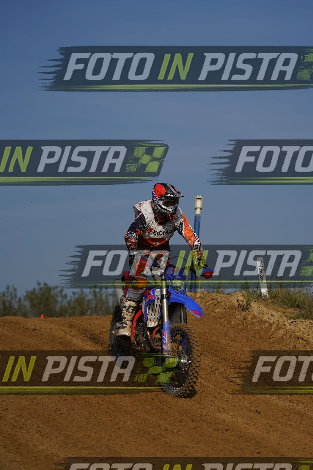 EICMA 20-09 10:00-11:00 · DOS01567