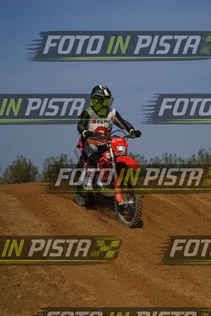 EICMA 20-09 10:00-11:00 · DOS01573