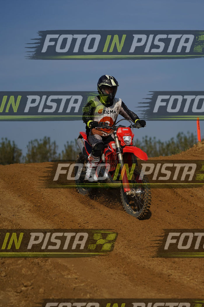 EICMA 20-09 10:00-11:00 · DOS01574