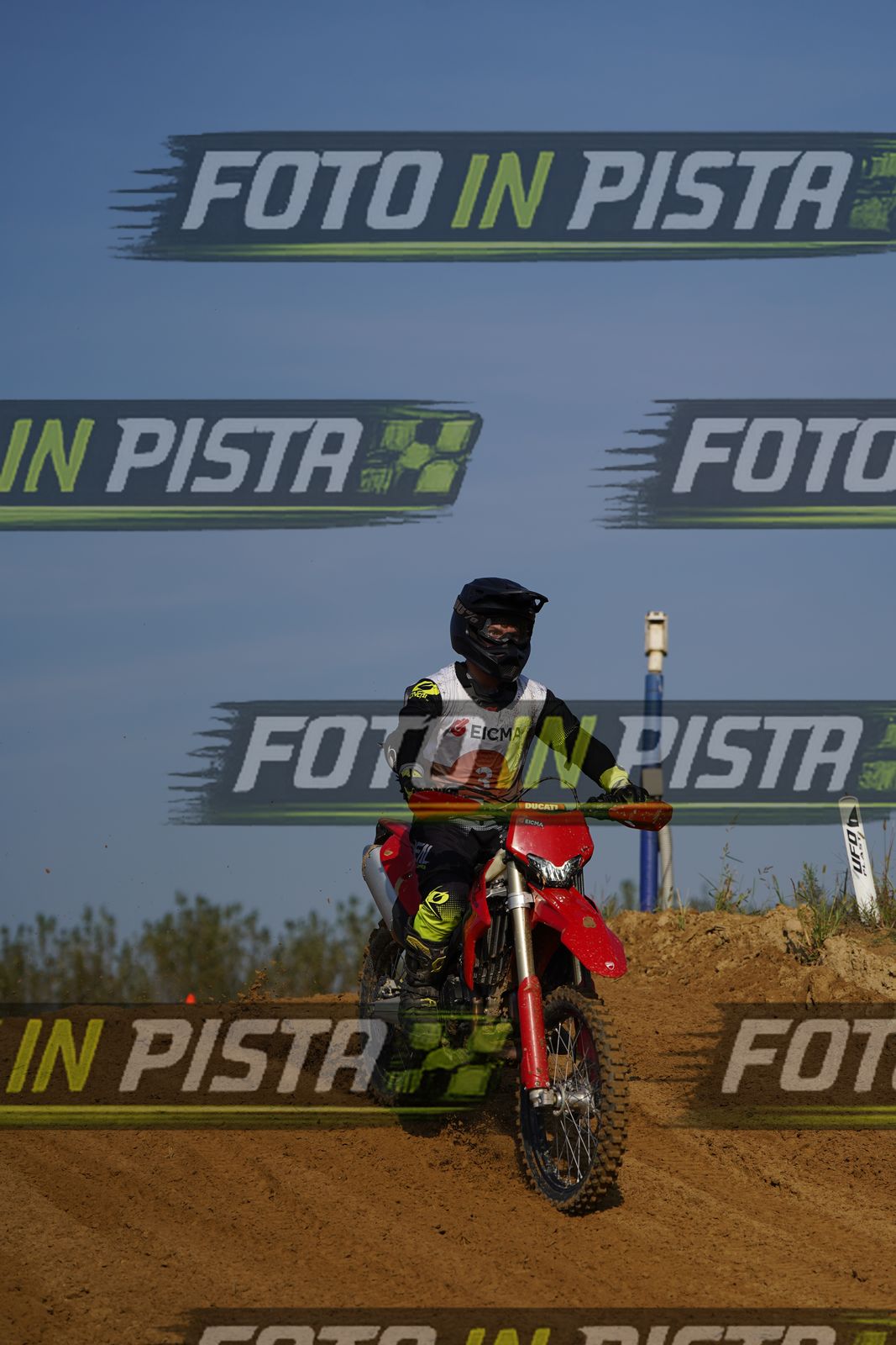 EICMA 20-09 10:00-11:00 · DOS01577