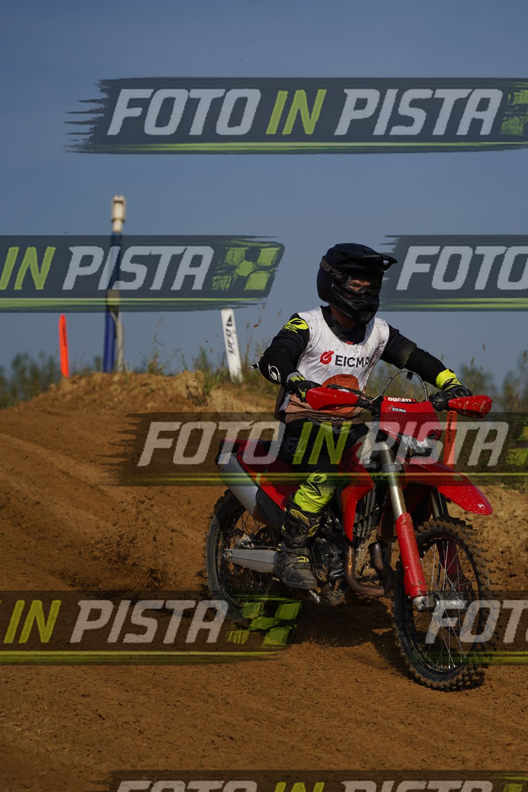 EICMA 20-09 10:00-11:00 · DOS01580