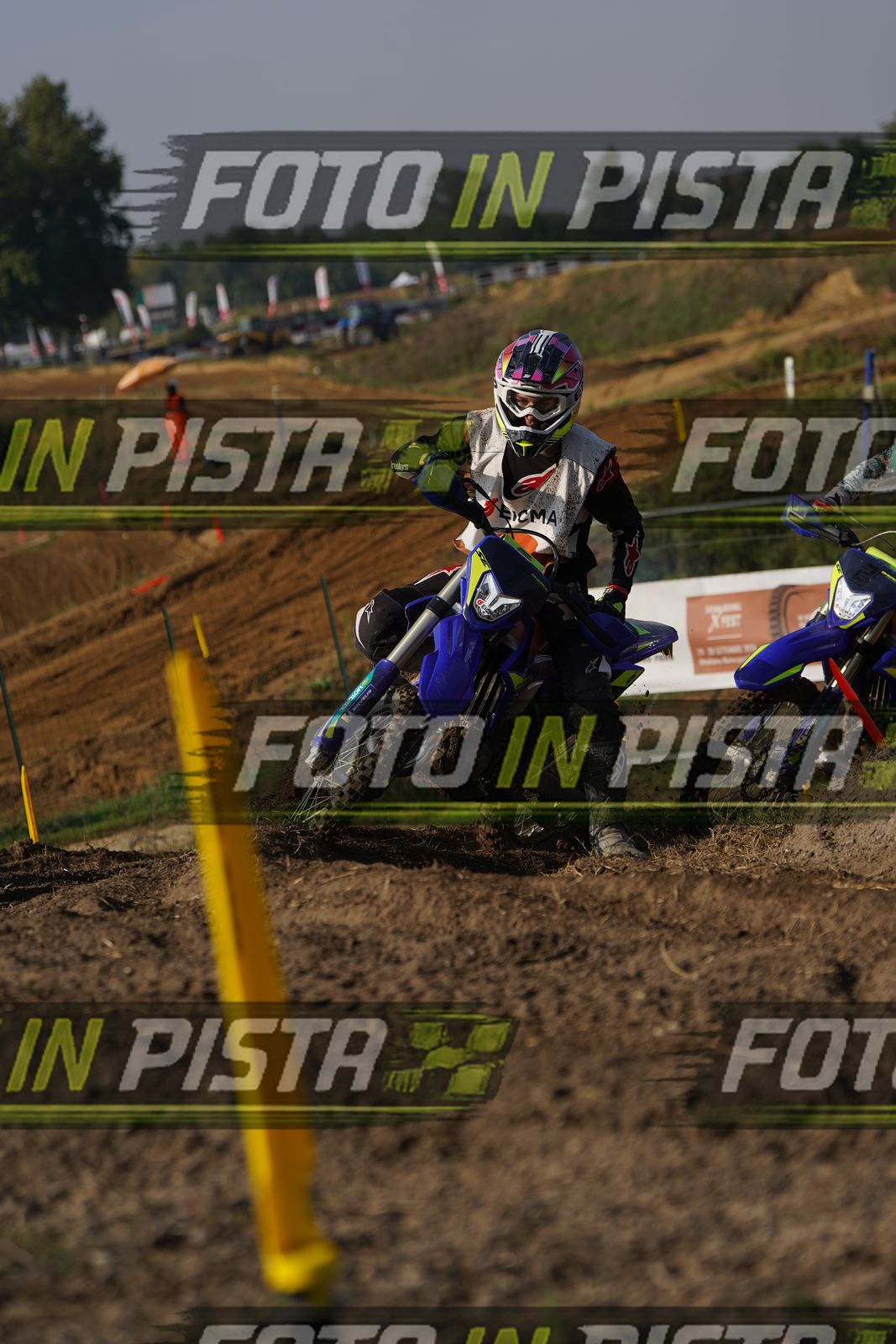 EICMA 20-09 10:00-11:00 · DOS01596