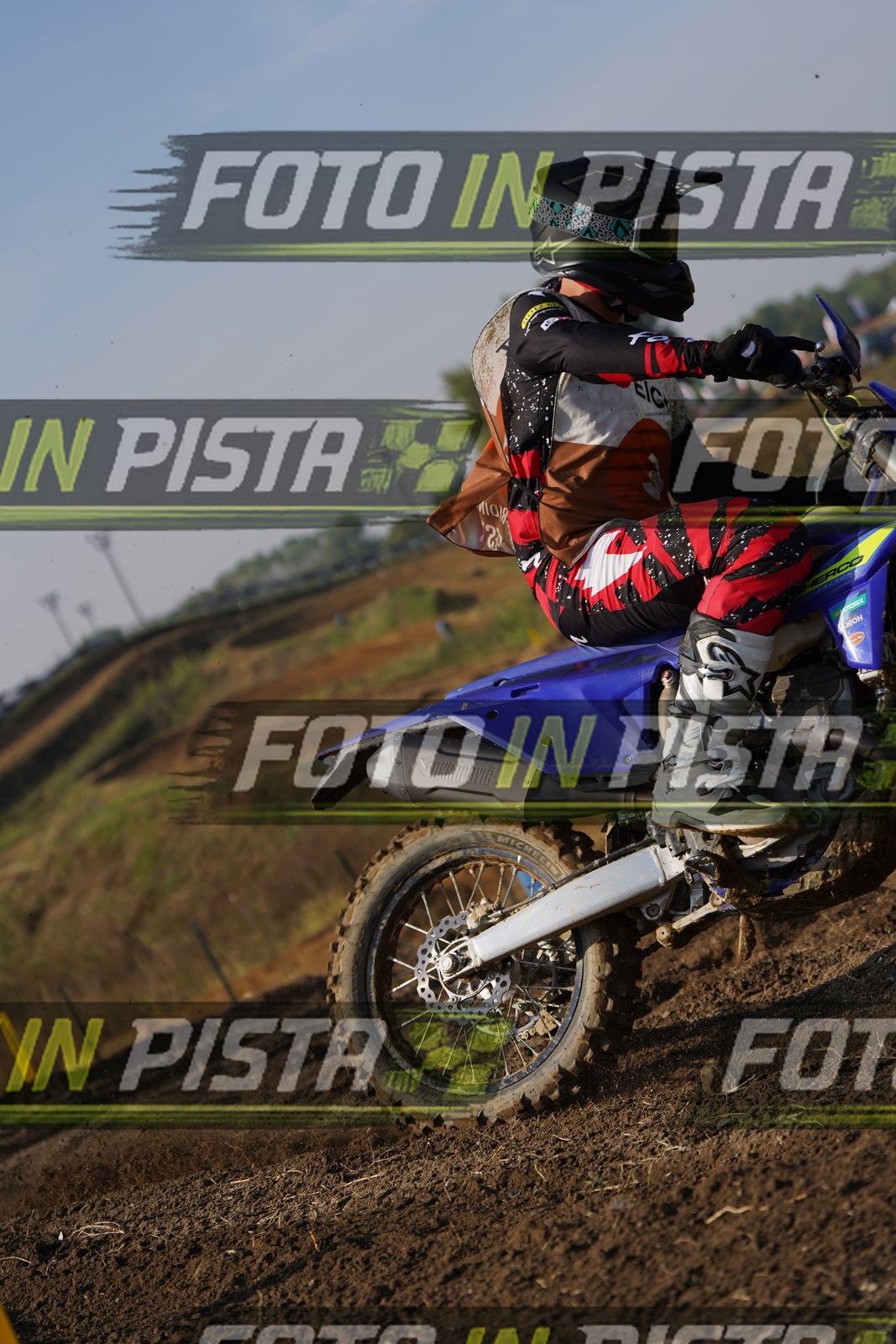EICMA 20-09 10:00-11:00 · DOS01657