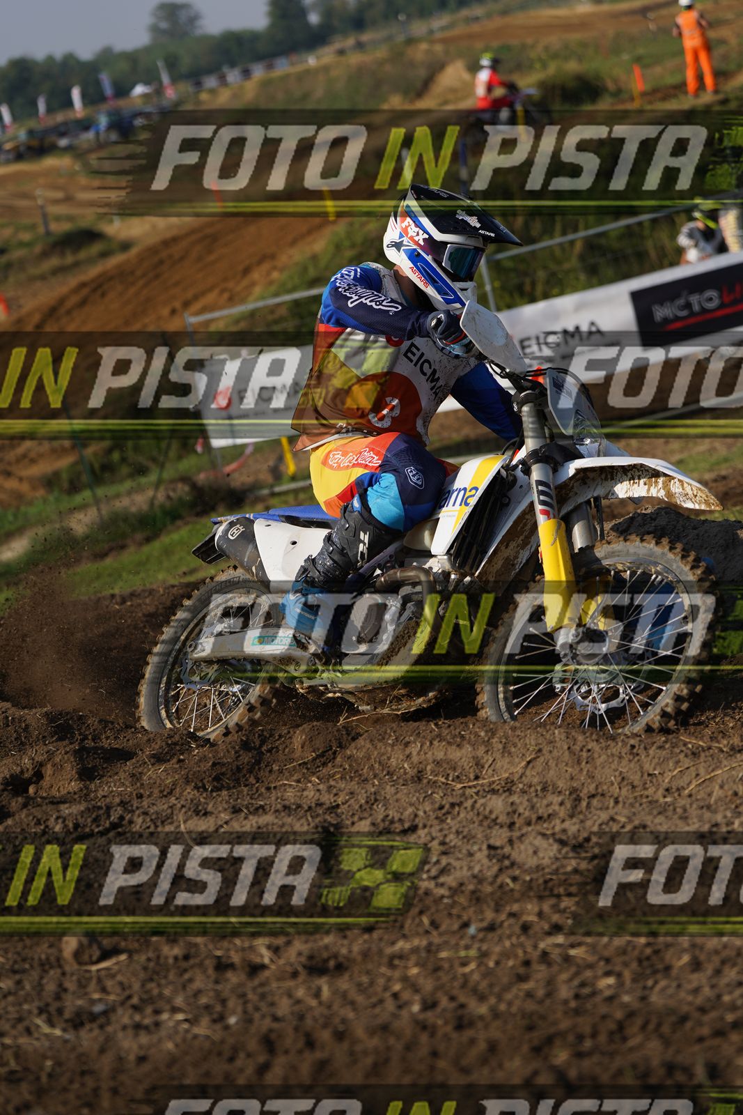 EICMA 20-09 10:00-11:00 · DOS01659