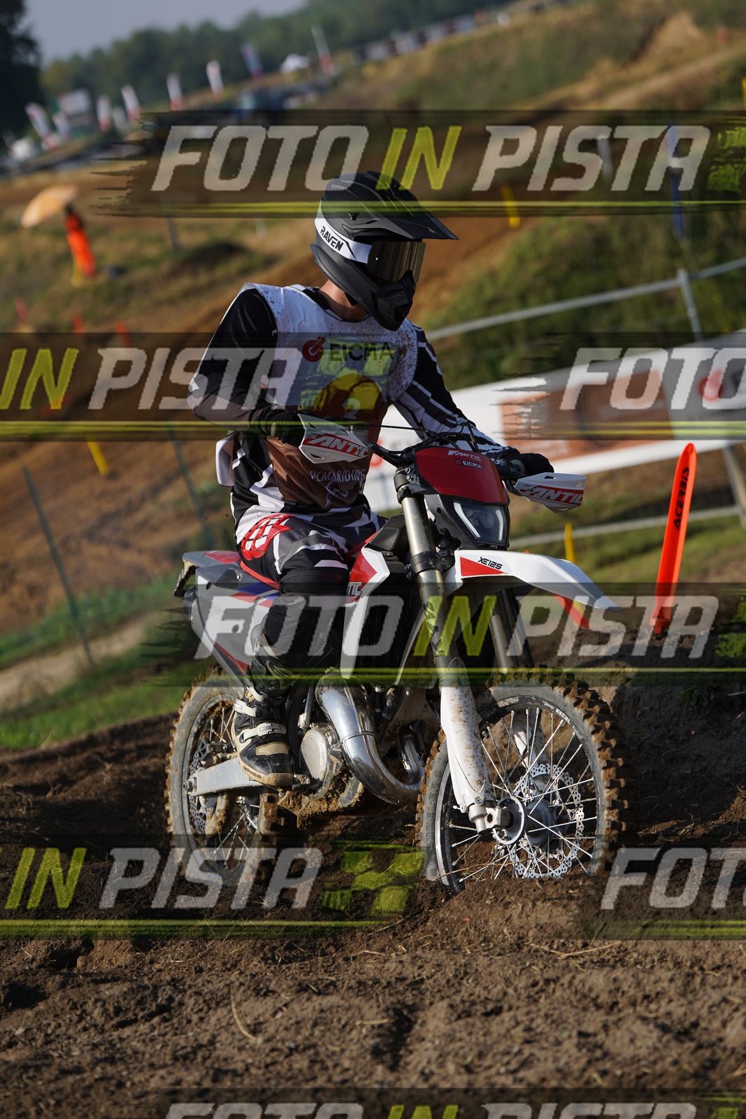 EICMA 20-09 10:00-11:00 · DOS01685