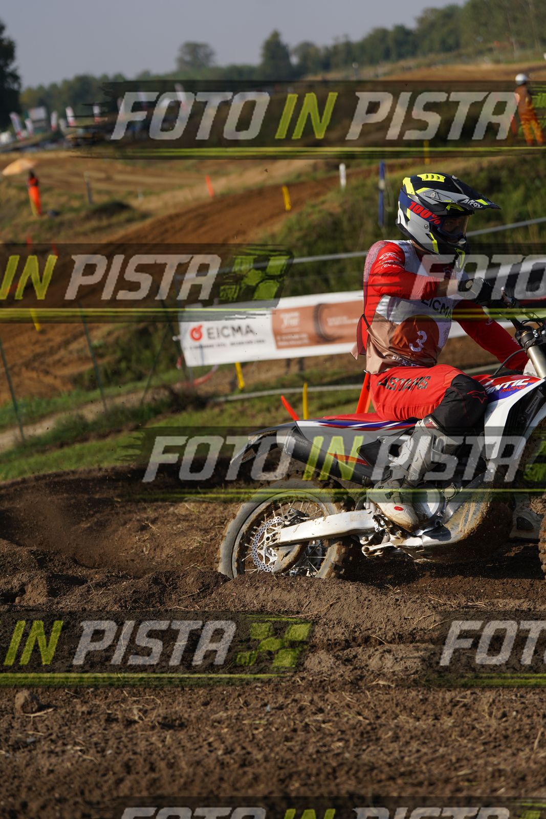 EICMA 20-09 10:00-11:00 · DOS01715