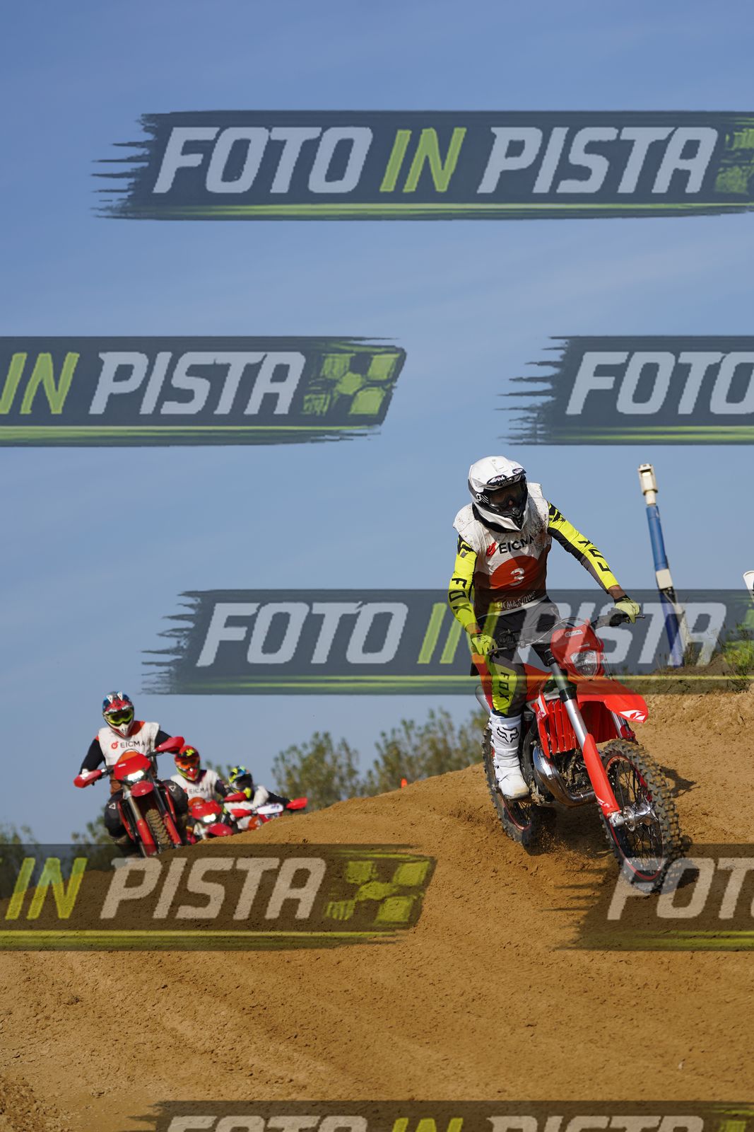 EICMA 20-09 10:00-11:00 · DOS01737