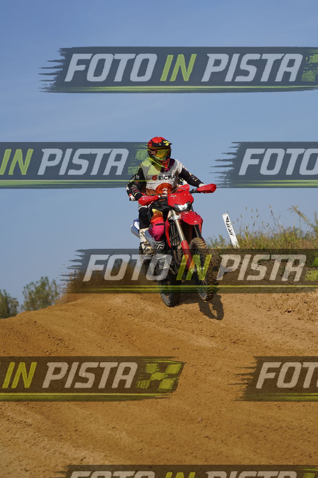 EICMA 20-09 10:00-11:00 · DOS01741