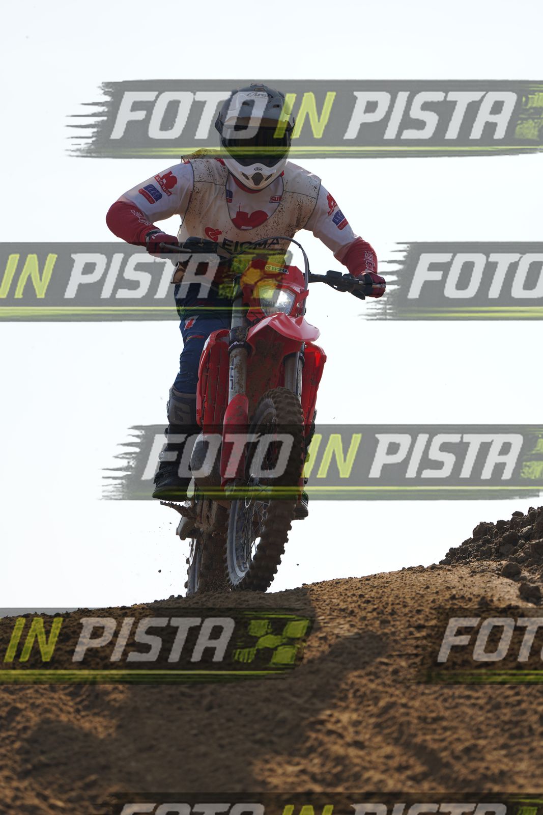 EICMA 20-09 10:00-11:00 · DOS01747