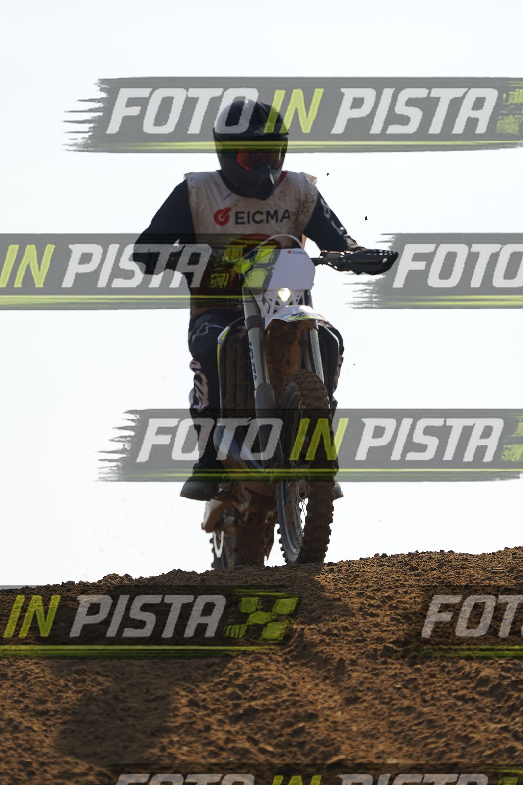 EICMA 20-09 10:00-11:00 · DOS01752