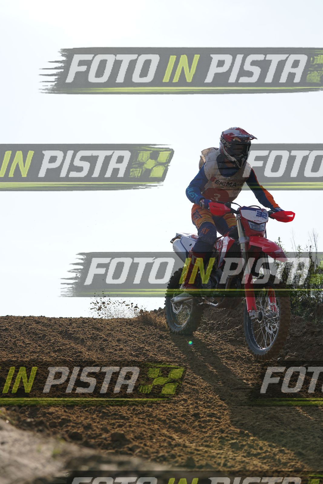EICMA 20-09 10:00-11:00 · DOS01760