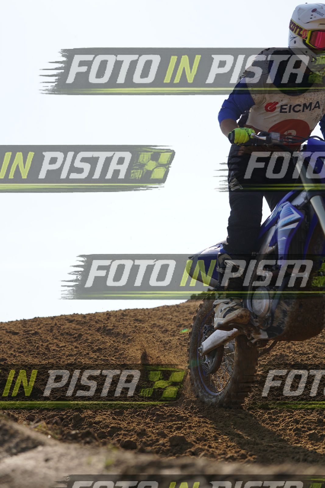 EICMA 20-09 10:00-11:00 · DOS01774
