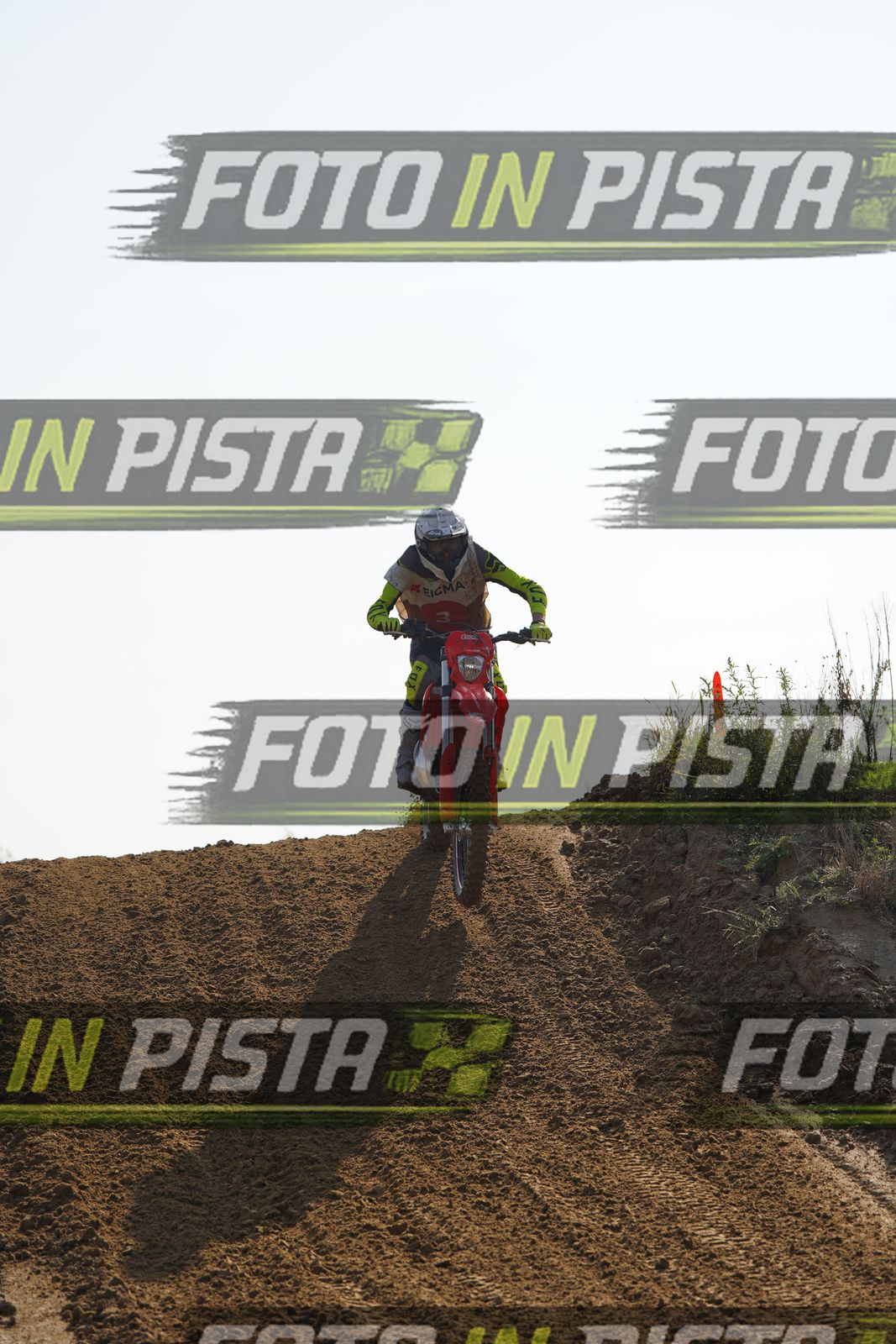 EICMA 20-09 10:00-11:00 · DOS01780