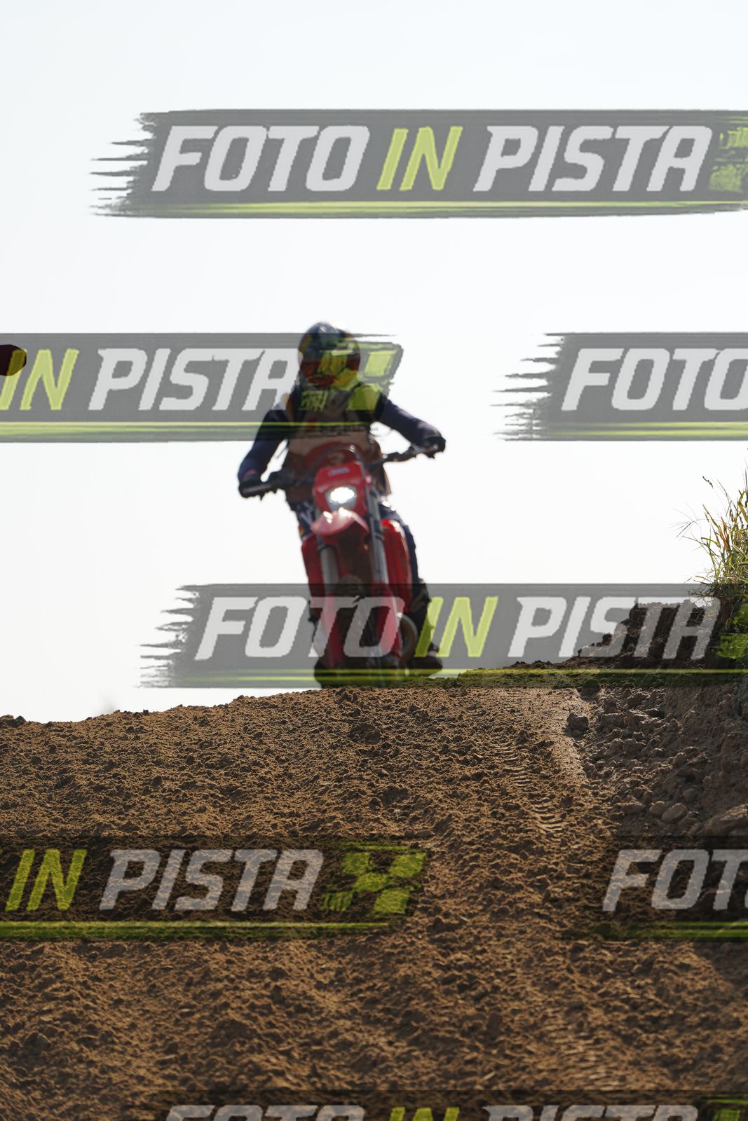 EICMA 20-09 10:00-11:00 · DOS01785