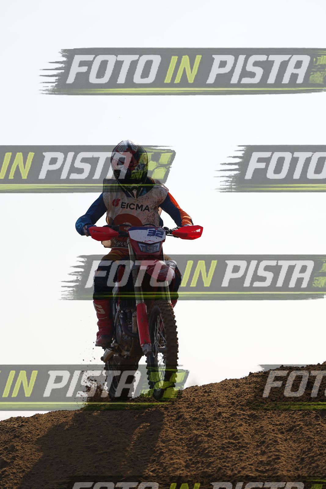 EICMA 20-09 10:00-11:00 · DOS01797