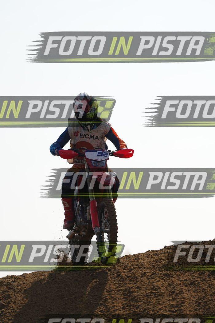 EICMA 20-09 10:00-11:00 · DOS01797