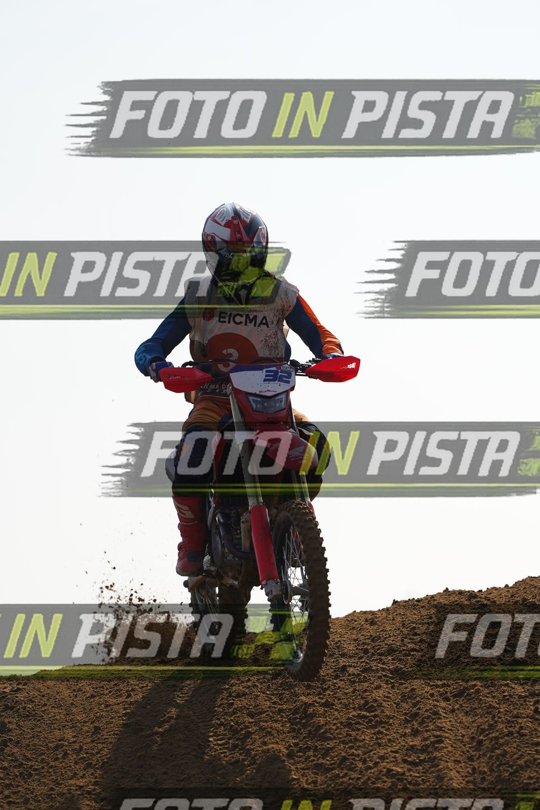 EICMA 20-09 10:00-11:00 · DOS01798