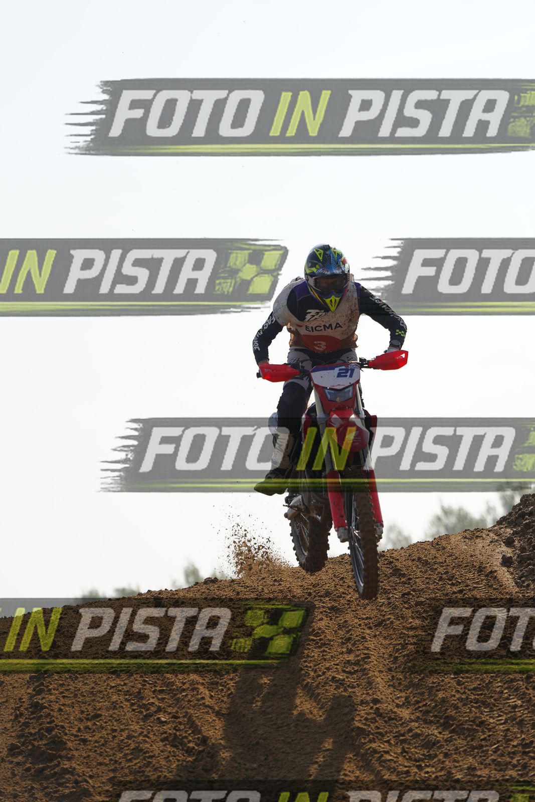EICMA 20-09 10:00-11:00 · DOS01804