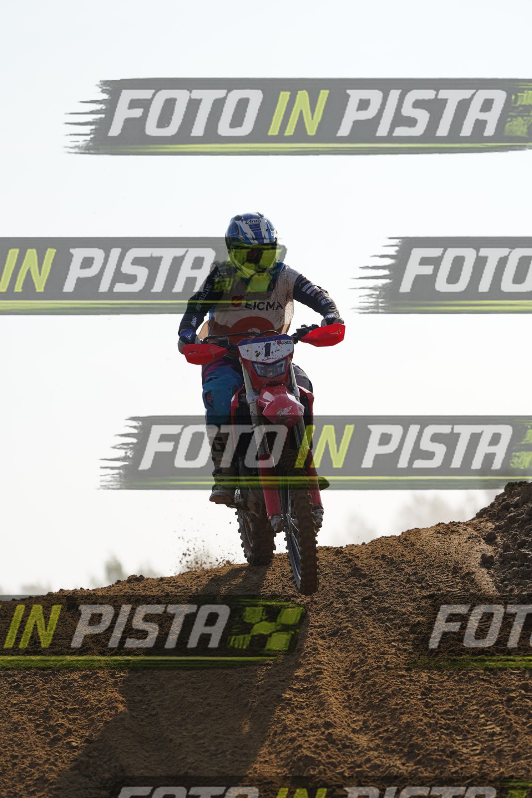 EICMA 20-09 10:00-11:00 · DOS01807