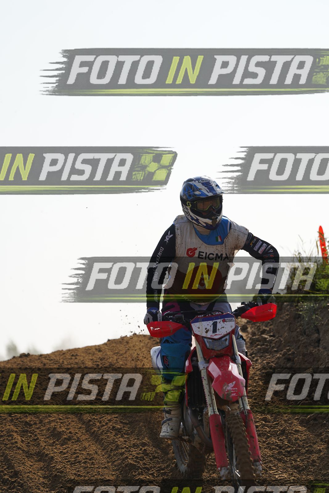 EICMA 20-09 10:00-11:00 · DOS01810