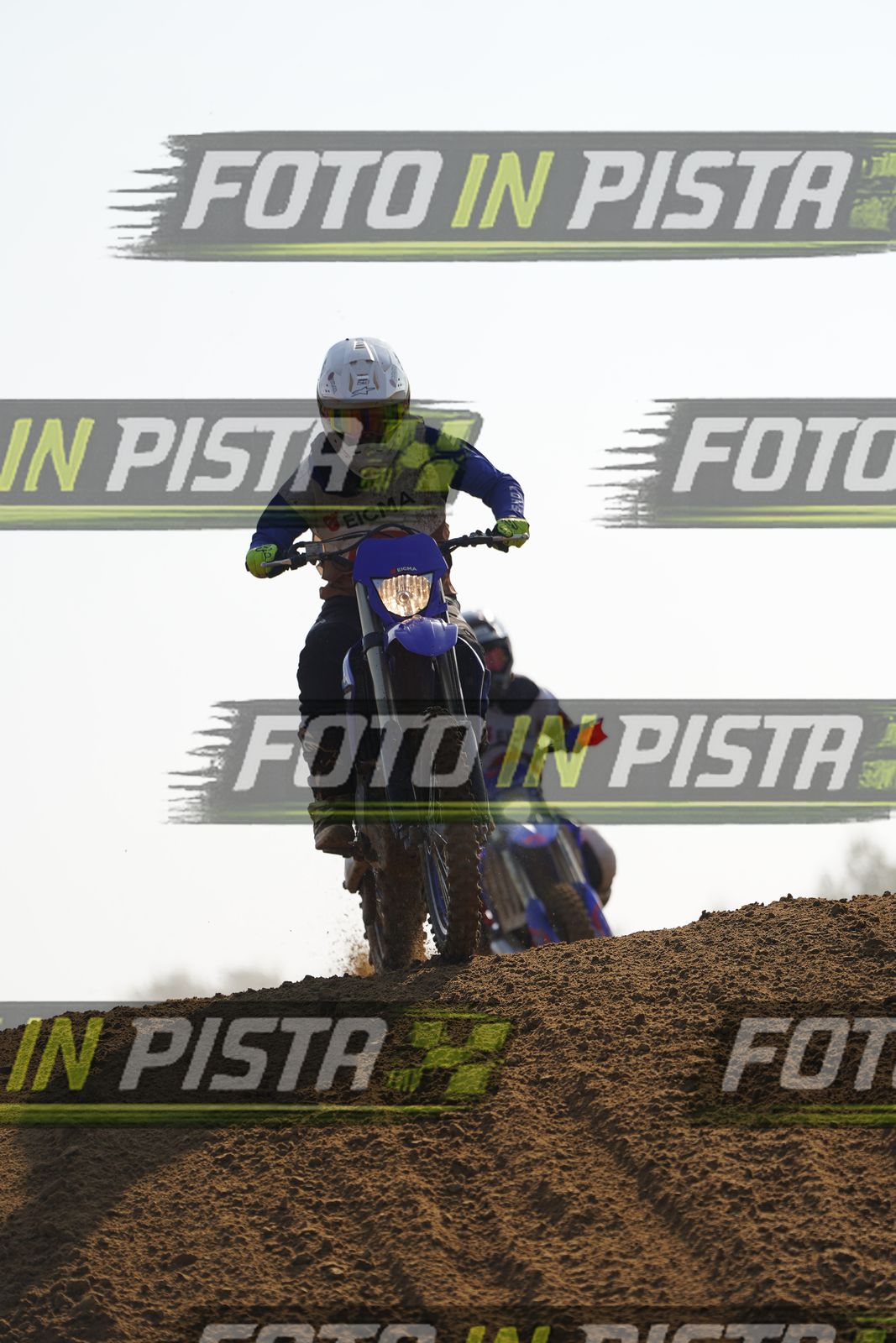 EICMA 20-09 10:00-11:00 · DOS01813