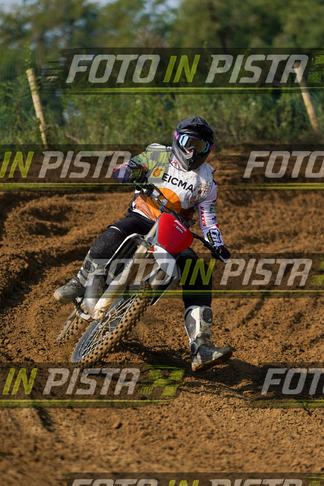 EICMA 20-09 11:00-12:00 · DOS01897