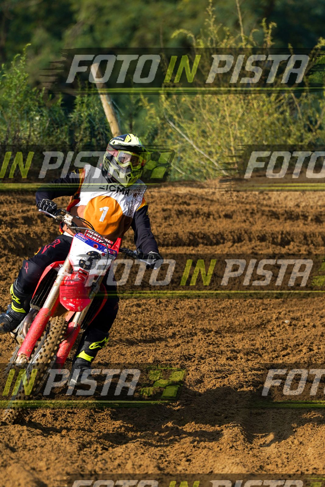 EICMA 20-09 11:00-12:00 · DOS01900