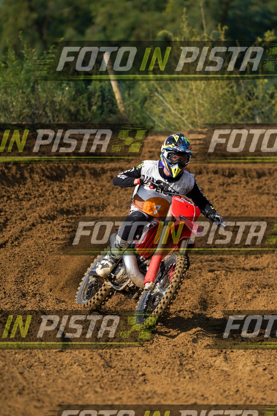 EICMA 20-09 11:00-12:00 · DOS01904