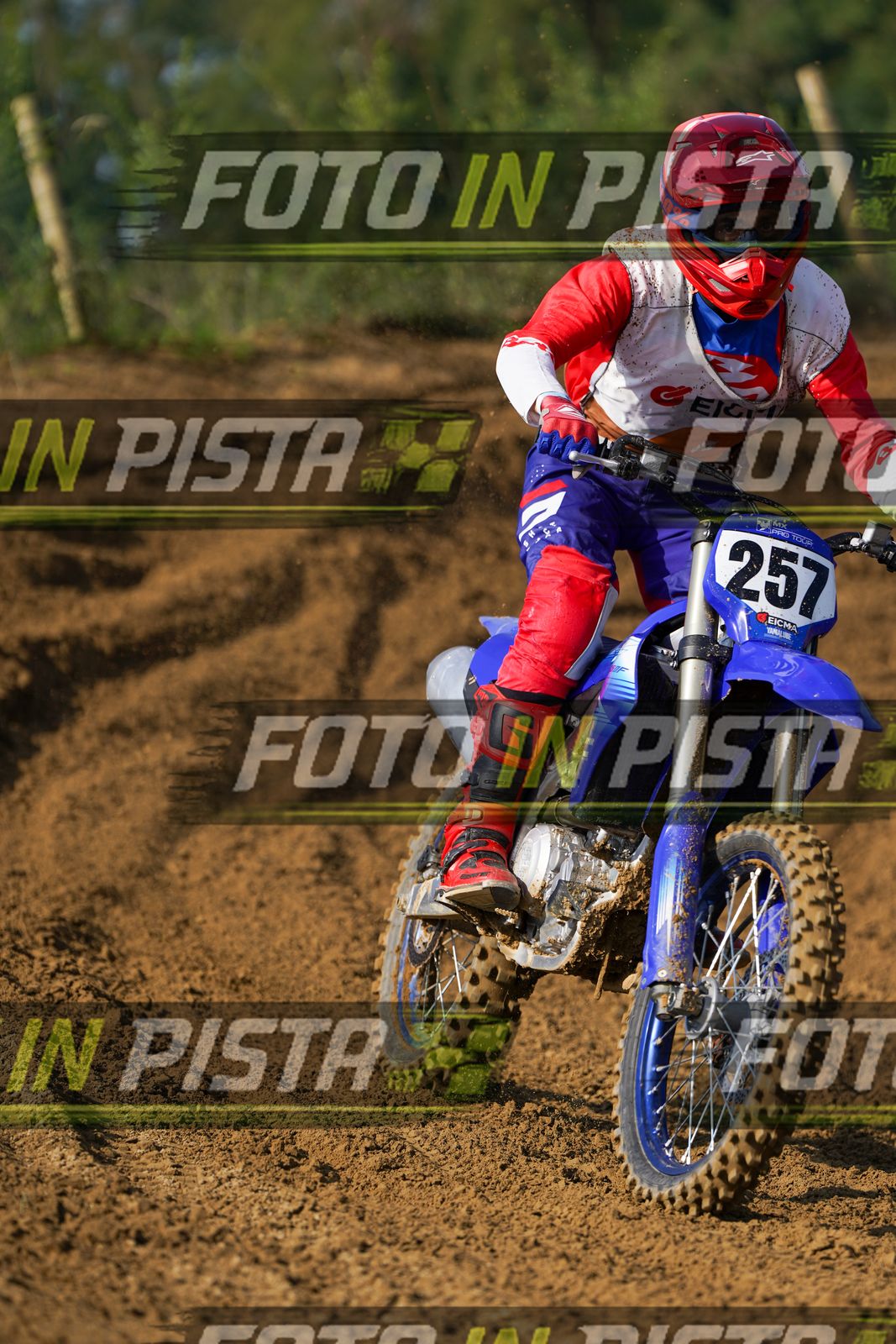 EICMA 20-09 11:00-12:00 · DOS01917