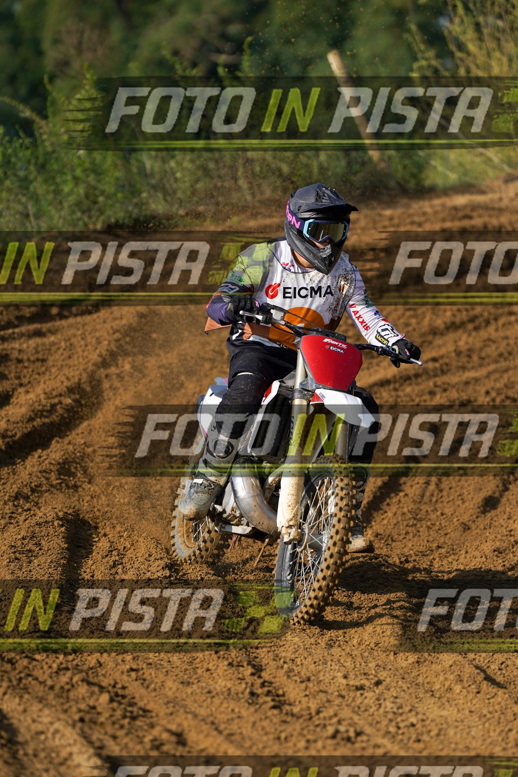 EICMA 20-09 11:00-12:00 · DOS01929