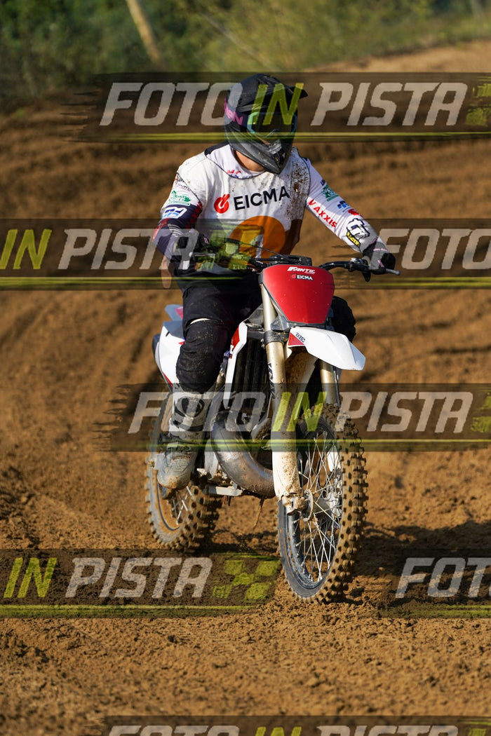 EICMA 20-09 11:00-12:00 · DOS01931