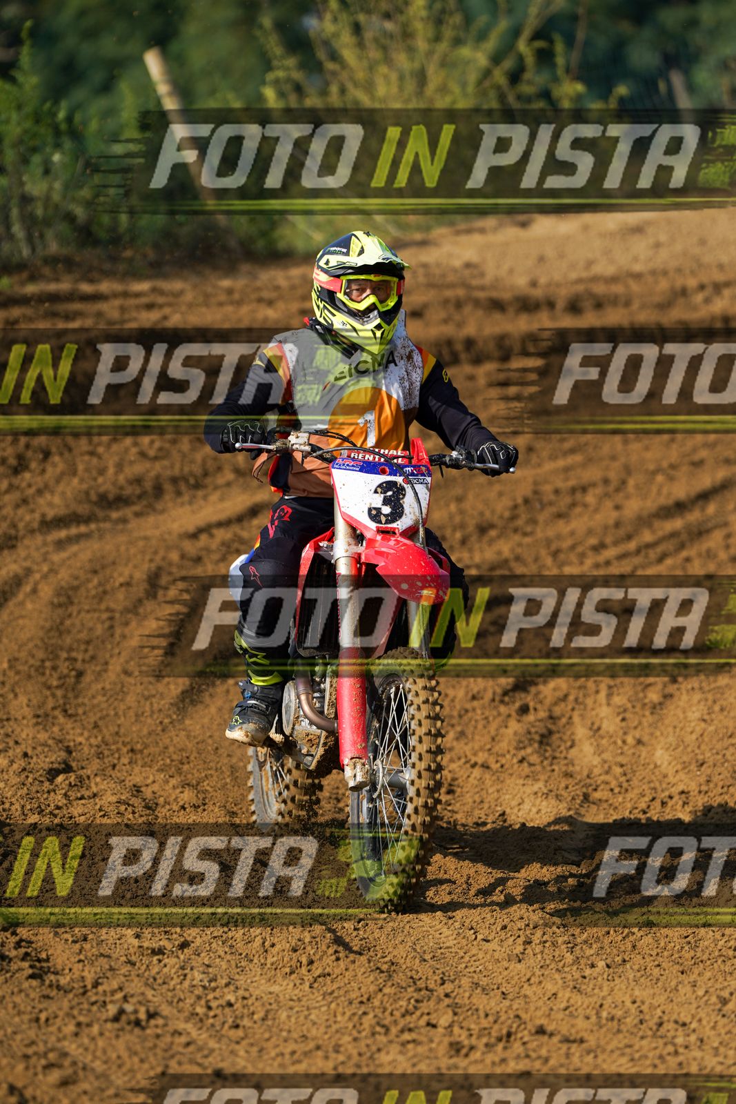 EICMA 20-09 11:00-12:00 · DOS01934