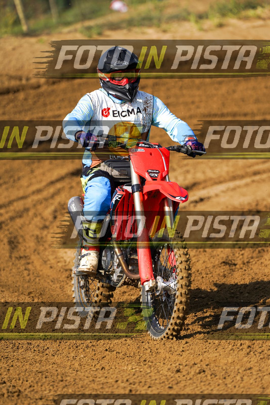 EICMA 20-09 11:00-12:00 · DOS01936