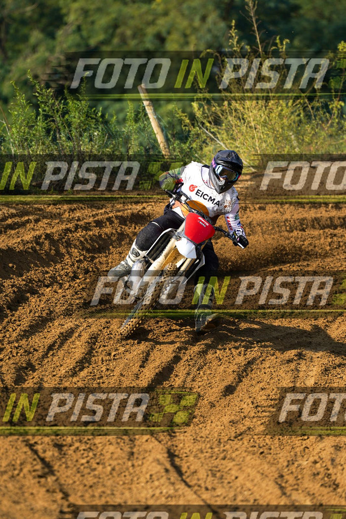 EICMA 20-09 11:00-12:00 · DOS01954