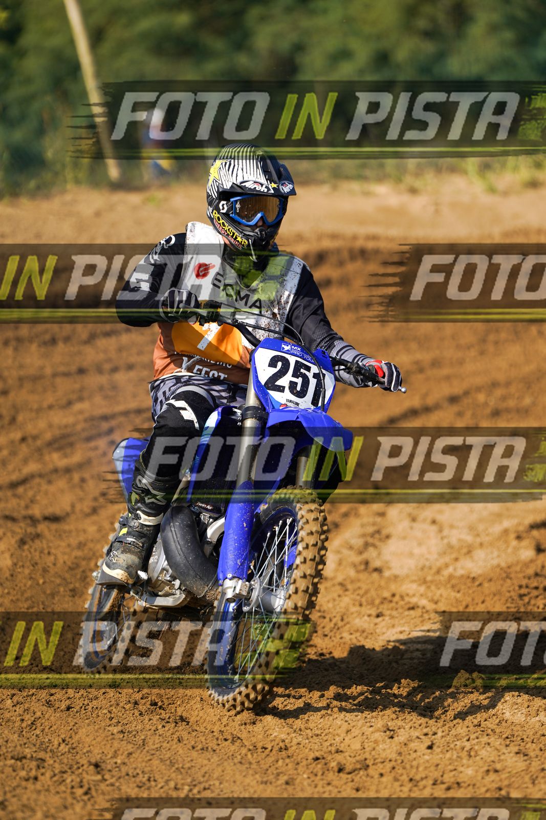 EICMA 20-09 11:00-12:00 · DOS01967