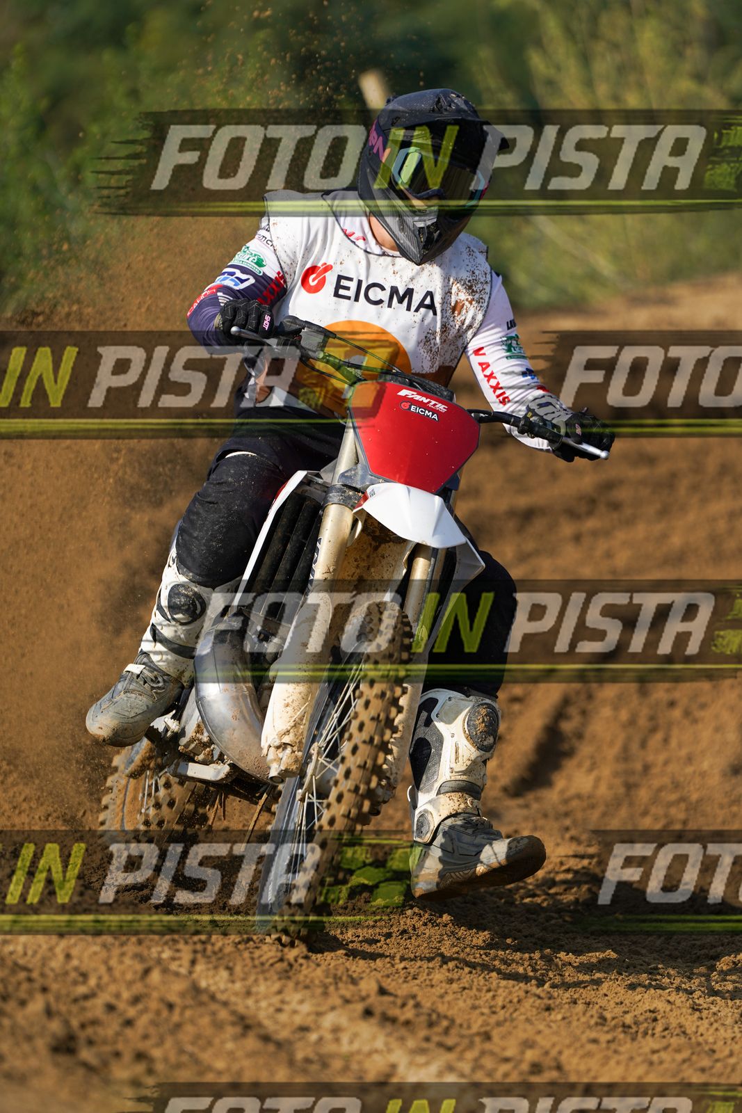 EICMA 20-09 11:00-12:00 · DOS01976