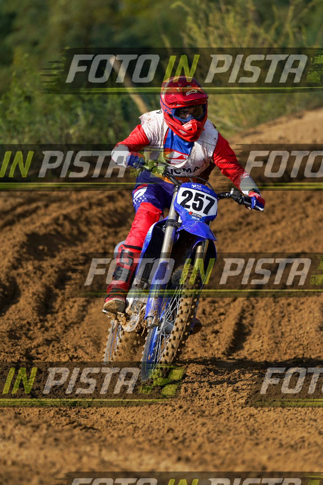 EICMA 20-09 11:00-12:00 · DOS01979