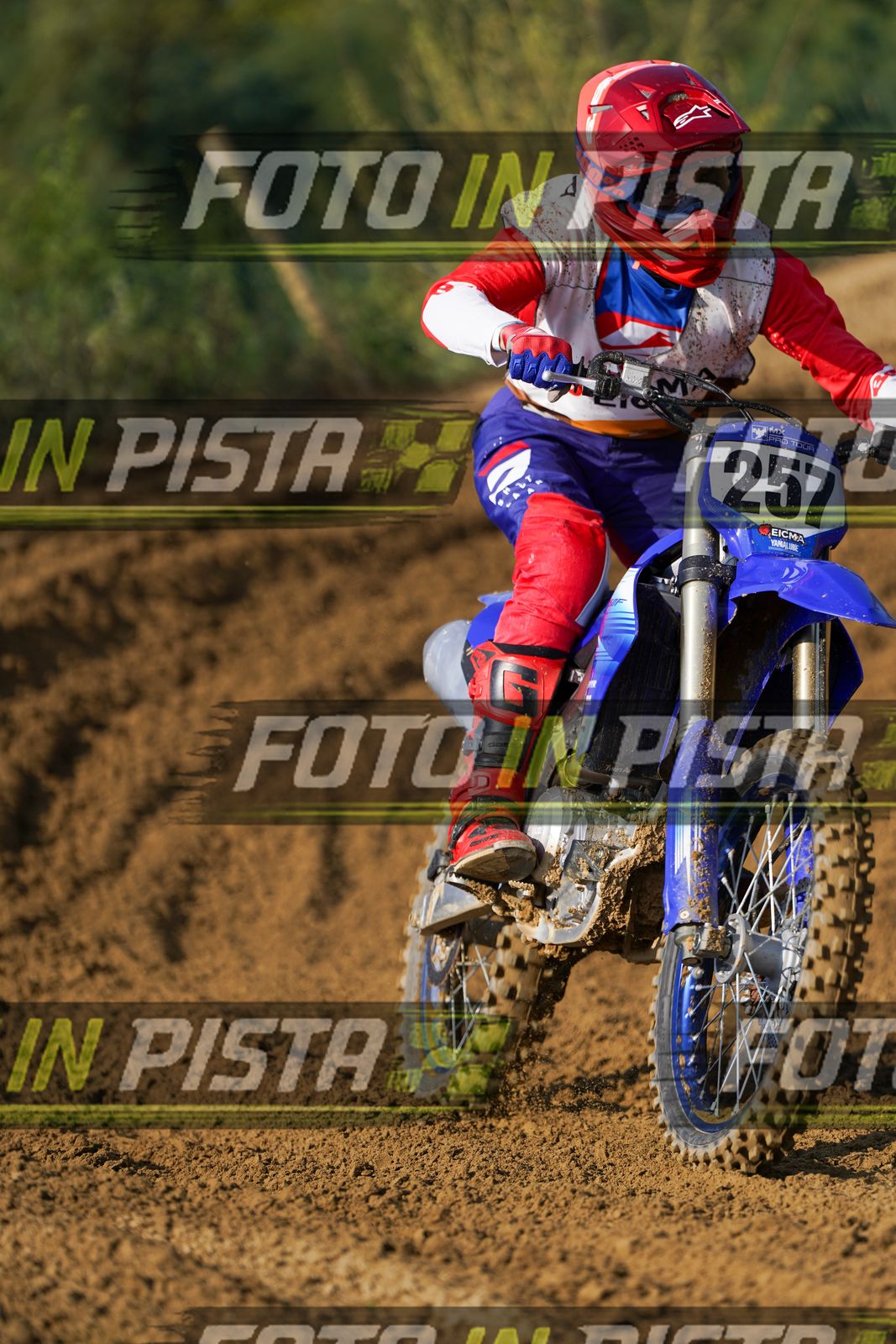 EICMA 20-09 11:00-12:00 · DOS01981