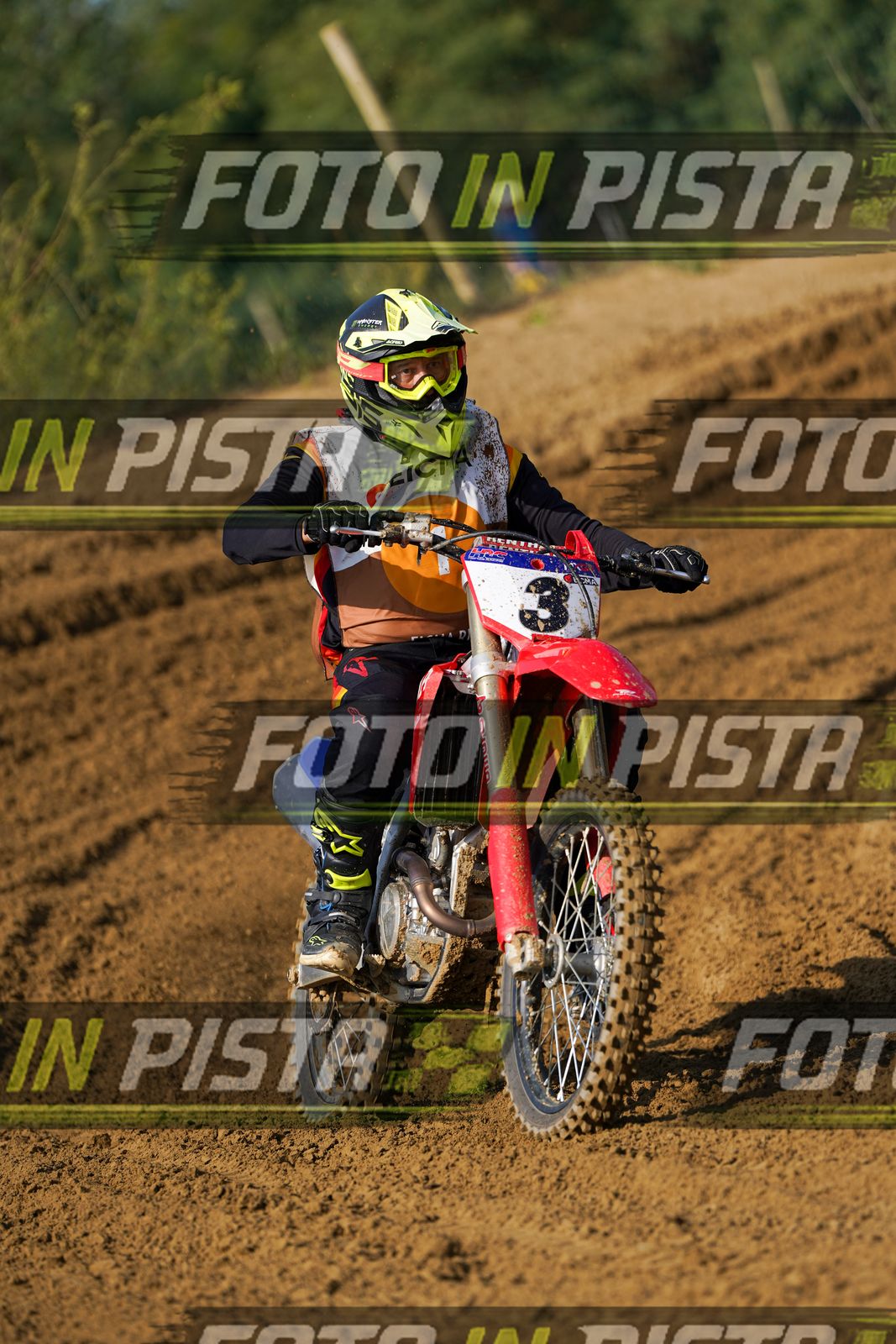 EICMA 20-09 11:00-12:00 · DOS01985